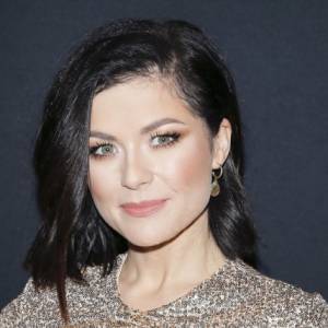 Katarzyna Cichopek odsłoniła wdzięki i posypały się komentarze. "Trochę zbyt wyzywająca poza" [ZDJĘCIA]                 