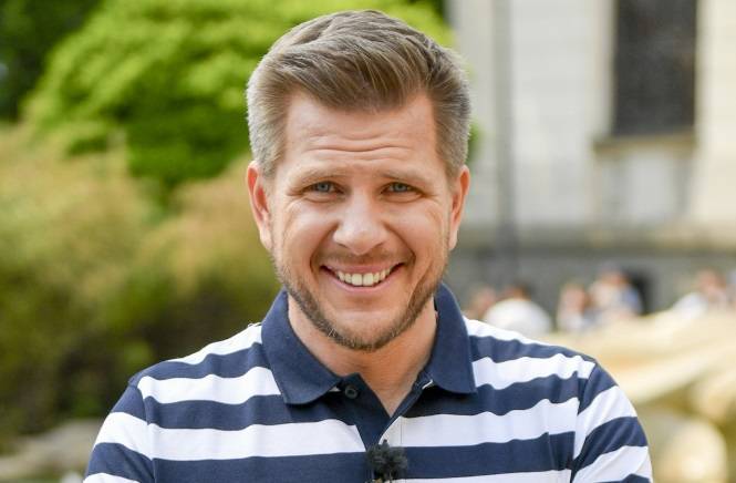 Filip Chajzer wkrótce otworzy swój lokal. Napisał, kto w nim wypije kawę za darmo