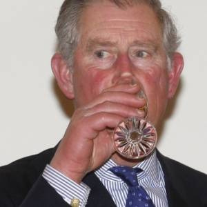 Wnuki księcia Karola wymyśliły mu uroczy przydomek! Jak zwracają się do swojego dziadka?