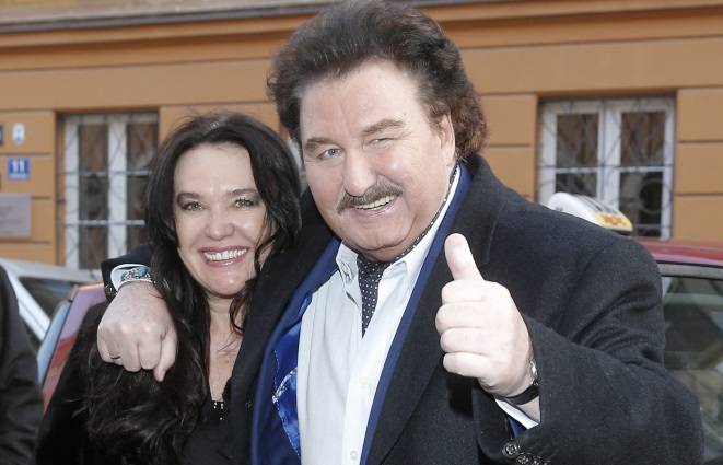 Krzysztof Krawczyk miał swoją ulubioną kolędę. Wdowa po muzyku podzieliła się poruszającą historią           