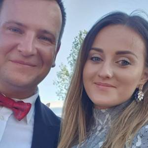 Córka Anny i Grzegorza Bardowskich z programu: "Rolnik szuka żony" na nowej fotografii. Liwia skradła serca internautów 