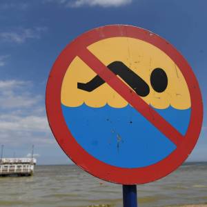 Niebezpieczne toksyny w Bałtyku?! Sanepid zamknął niektóre kąpieliska