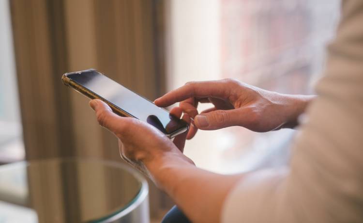 Nowe zasady w Nju mobile, fot. Shutterstock