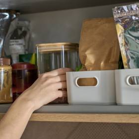 Mole spożywcze w kuchni? Sprawdź, jak skutecznie się ich pozbyć!