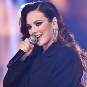 Ewa Farna ma dla fanów dobre wieści. Sukcesem podzieliła się w towarzystwie pociechy [WIDEO]