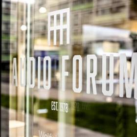 Odkryj jubileuszową kolekcję Centennial Collection w Bang & Olufsen w Warszawie