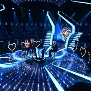 Walentynkowi "Milionerzy". Z Hubertem Urbańskim zagrają wyjątkowi goście! Czy padnie milion? [FOTO]