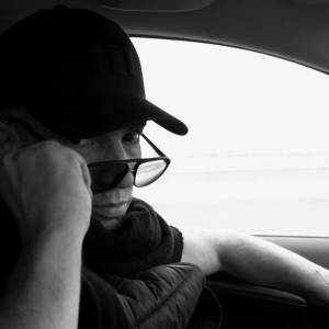 Jacek Stachursky nagrał cover Dżemu. Posłuchaj "Kim jestem - jestem sobie"