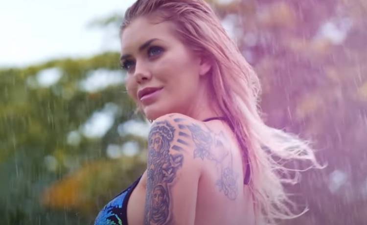 Lexi z "Hotelu Paradise" nago na kontrowersyjnym zdjęciu. Odpowiada na krytykę