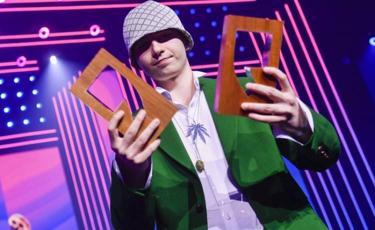 Bestsellery Empiku 2021. Którzy artyści zdobyli statuetki?