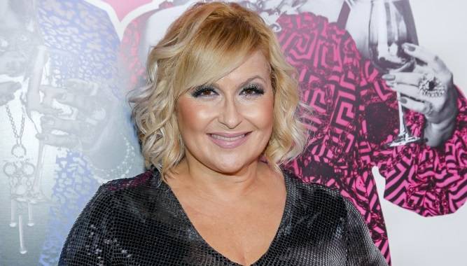 52-letnia Katarzyna Skrzynecka zniewala! Zdjęcia w bieliźnie trafiły do sieci: "Co za seksapil" [FOTO]