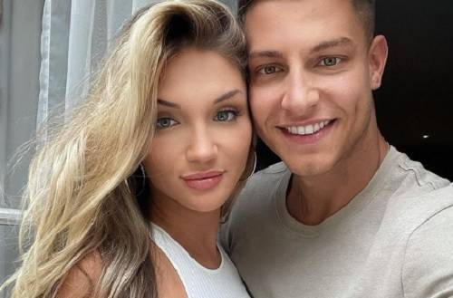 Caroline z "Love Island" zmyła makijaż i zrobiła sobie zdjęcie. Komentarz Mateusza mówi wszystko!            