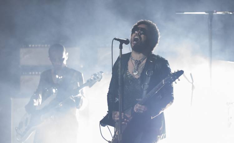 Lenny Kravitz we współpracy z ONZ! Singiel "Here To Love" stał się hymnem Praw Człowieka!