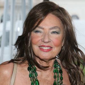 Zarzucają jej, że zaniedbuje grób męża. Agnieszka Fitkau-Perepeczko stanowczo odpowiada 