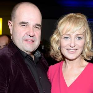 Cezary i Katarzyna Żakowie na romantycznych kadrach. Para świętuje 35. rocznicę ślubu