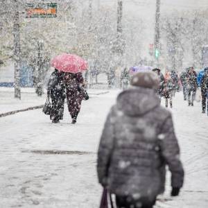 Nadchodzi "atak zimy". IMGW podał prognozę zagrożeń. Na co trzeba się przygotować?