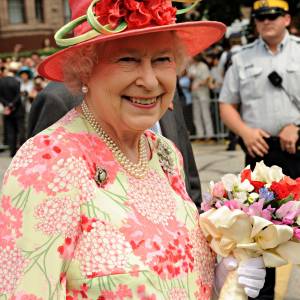 Filmy z królową Elżbietą II w młodości podbijają serca internautów. Dziś głowa Wielkiej Brytanii kończy 94 lata!