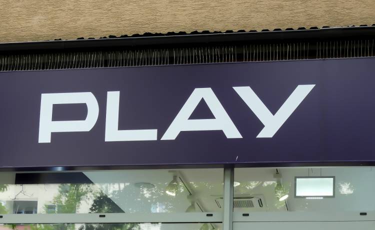  Zmiany w usługach Play. Co czeka klientów od 1 czerwca 2026 roku?, fot. Shutterstock