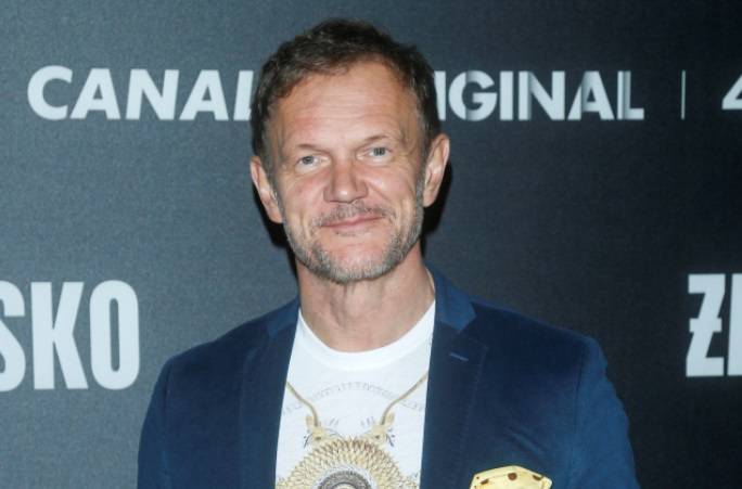 Cezary Pazura na wakacjach: "Najpierw „siekło” mnie słońce, a potem Żona"