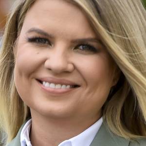 Metamorfoza Marty Manowskiej. Tak wyszła z salonu fryzjerskiego [ZDJĘCIA]