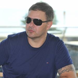 Tomasz Karolak ujawnia prawdę o "Rodzince.pl". Gorzkie wyznanie aktora