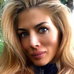 Modelka Izabella Łukomska-Pyżalska prezentuje ciało w bikini. Kobieta jest matką 6 dzieci. "Podziw" - komentują fani                                                        