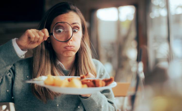 Jedzenie uzależnia, jak alkohol czy tytoń? Na te produkty uważaj! 