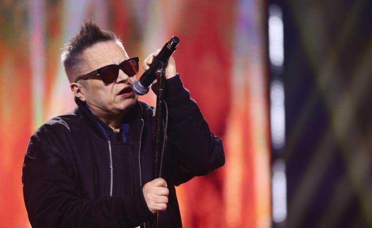 Dzisiaj wypadają 60. urodziny Muńka Staszczyka. Tak muzyk wyglądał kiedyś [FOTO]