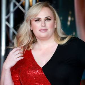 Rebel Wilson miała wypadek na planie. Kręciła wyczyn kaskaderski [FOTO]