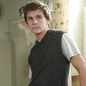 Sławę przyniosła mu rola Jaśka w serialu "Brzydula". Jak zmienił się Wacław Warchoł?                                                          