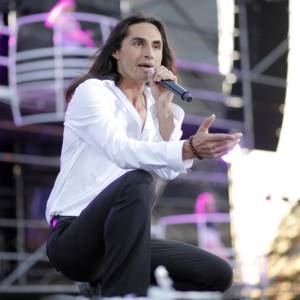 Ivan Komarenko nagrał hymn antyszczepionkowców? To cover utworu Marka Grechuty