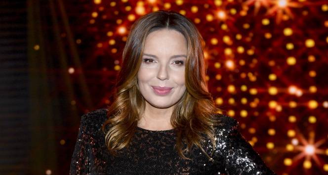 Wyeksponowała okazały biust karmiącej matki. Włodarczyk wskoczyła w za małe bikini. Przebrała miarę? [FOTO]