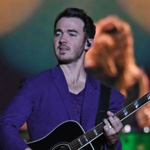 Kevin z Jonas Brothers otrzymał diagnozę nowotworu. Gwiazdor przeszedł zabieg