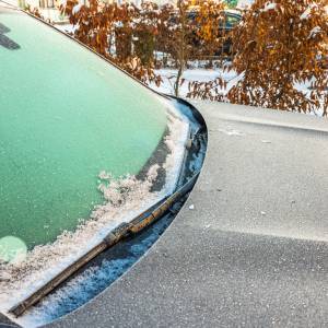 Spryskiwacze zamarzły? W ten sposób poradzisz sobie z tym kłopotem!