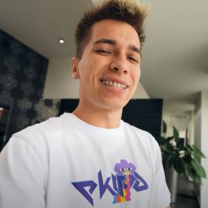 Kiedy Friz zarobił pierwszy milion? Youtuber ostatnio kupił zegarek za zawrotną kwotę