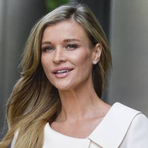 Joanna Krupa w bikini. Modelka wzięła udział w sesji zdjęciowej dla zagranicznego magazynu