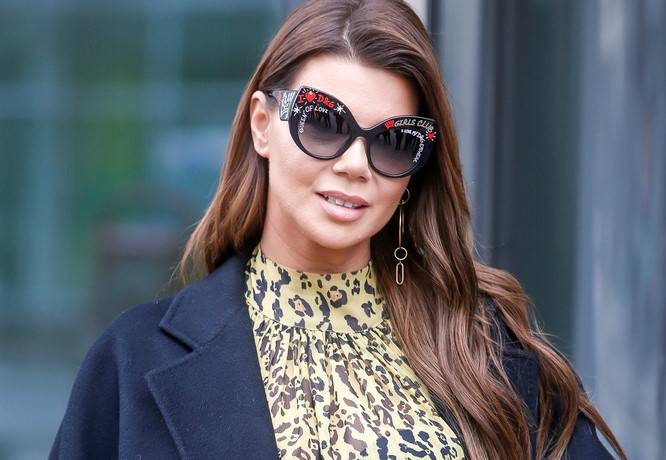 Agnieszka Hyży i Edyta Górniak w takich samych sukienkach! Która wygląda lepiej? 