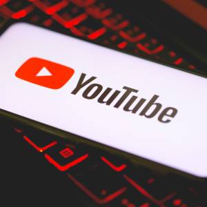 YouTube ostrzega twórców ChatuGPT. Serwis mówi "nie" wykorzystywaniu jego filmów