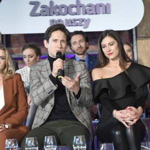 "Zakochani po uszy" znikają z anteny. To koniec lubianego serialu