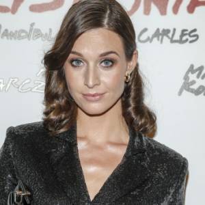 Julia Kamińska pokazała, jak wygląda bez makijażu. Gwiazda "BrzydUli" w naturalnym wydaniu zachwyca! 