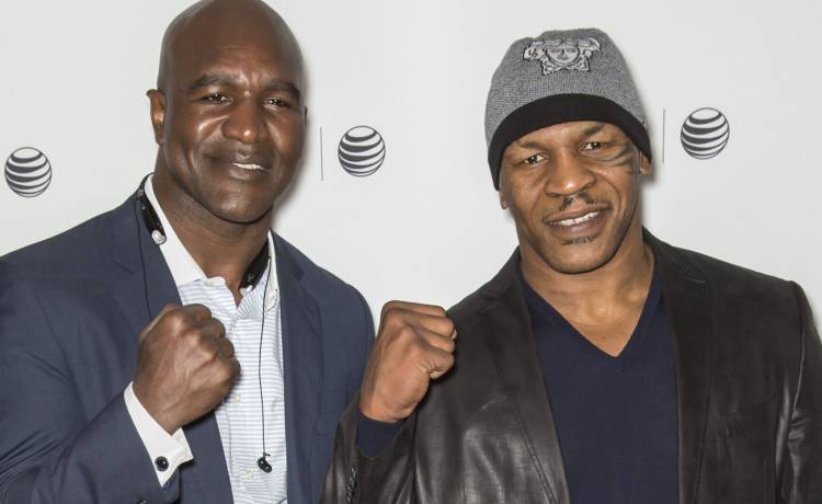 Mike Tyson jednak zawalczy z Evanderem Holyfieldem. Walka bokserskich legend już w maju!