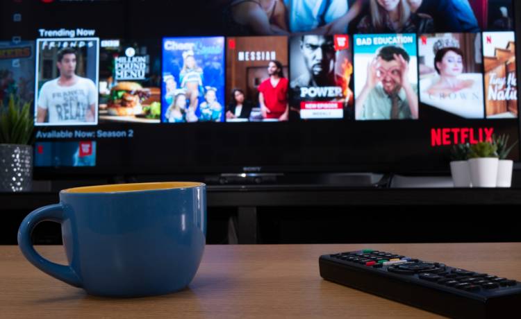 Netflix na sierpień 2021. Zobaczymy nowy film z uniwersum Wiedźmina!