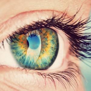 Rzęsy - jak je wydłużyć i wzmocnić? Są na to proste, domowe sposoby!