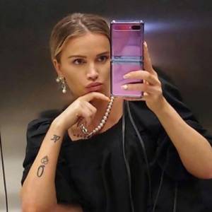 Maffashion uwieczniła na Instagramie wzruszające chwile. Sebastian Fabijański zmontował wózek dla ich dziecka!