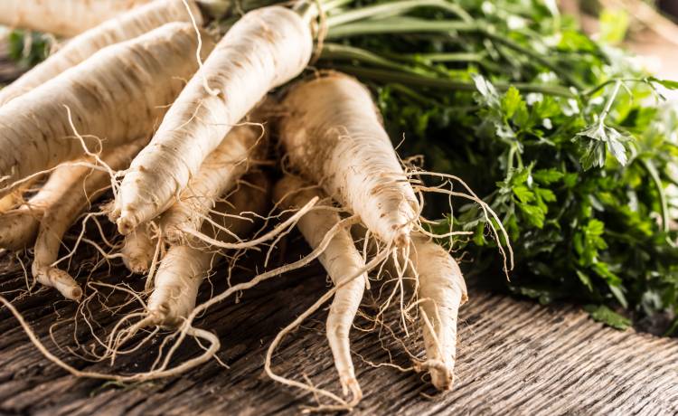 Płacisz za pietruszkę, a dostajesz inne warzywo. Nie daj się oszukać!