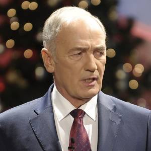 Popularny dziennikarz zastąpi Strasburgera w „Familiadzie”? Publikacja produkcji nie pozostawia złudzeń