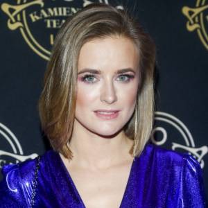 Marta Chodorowska rozpaliła sieć. Aktorka zapozowała nago na plaży [FOTO]