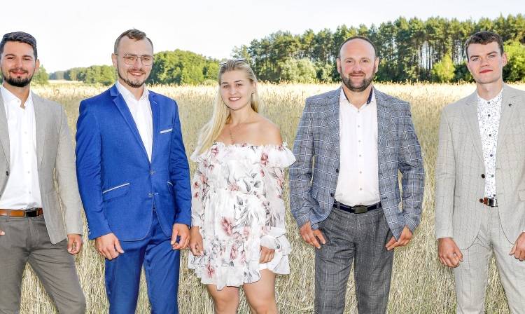 Michał z "Rolnik szuka żony" pod lupą internautów. "Przecieki" o ślubie trafiły do widzów programu! 