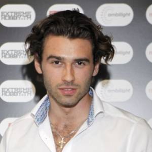 "Hotel Paradise 3". Kamil wyrzucony z programu! Zastąpił go nowy uczestnik. "Nie rób tego, co ja"