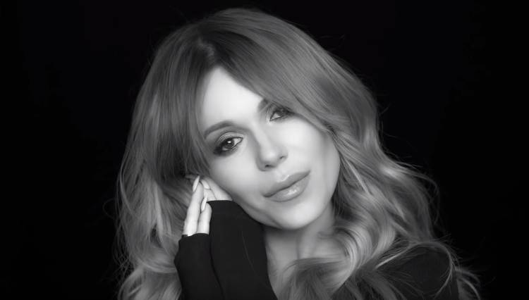 Doda: "Nie mam dokąd wracać". Dawna skandalistka w nowej, poruszającej balladzie